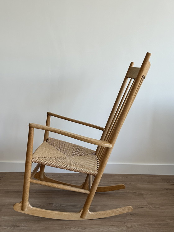 Image 1 of Hans Wegner Fredericia J16 Schommelstoel