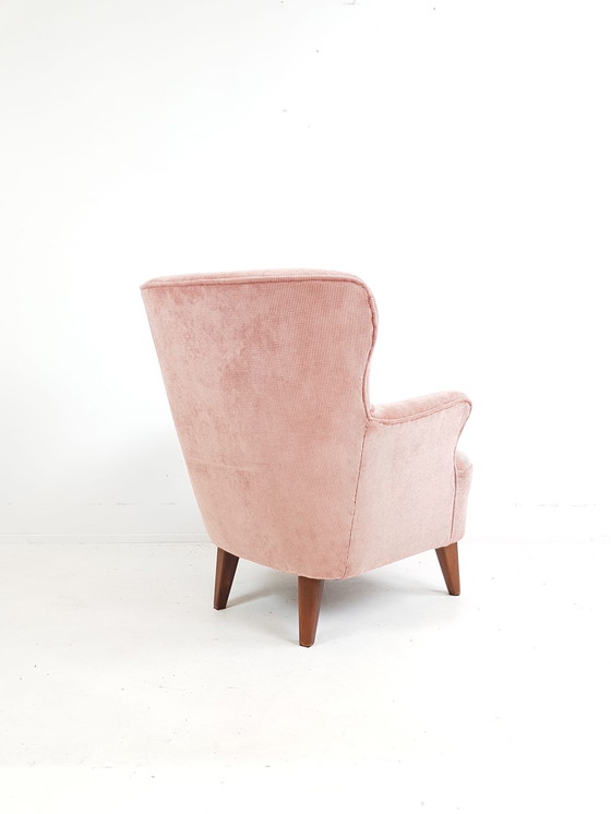 Image 1 of Artifort fauteuil roze nieuw refurbished Theo Ruth