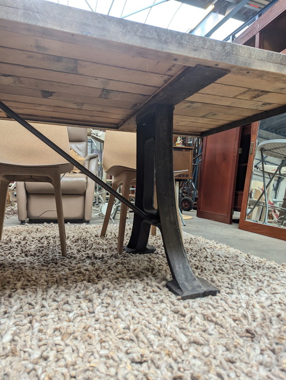 Image 1 of Grote massief houten eettafel