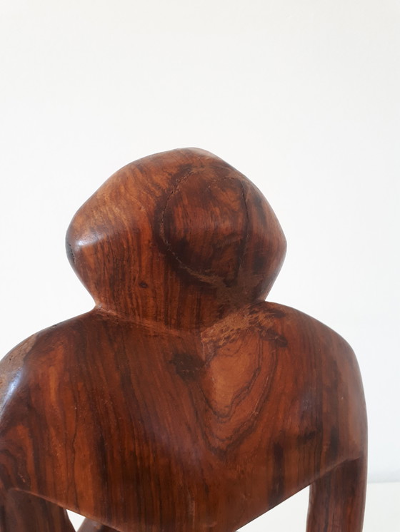 Image 1 of 70's vintage teakhouten beeld De Denker