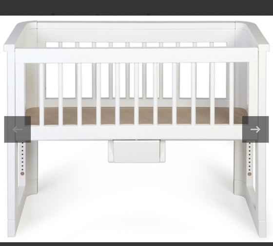 Image 1 of Troll baby co-sleeper bed