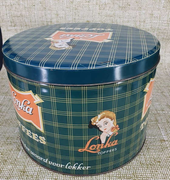 Image 1 of 1423 Lonka Toffees Voorraadblik Snoepblik
