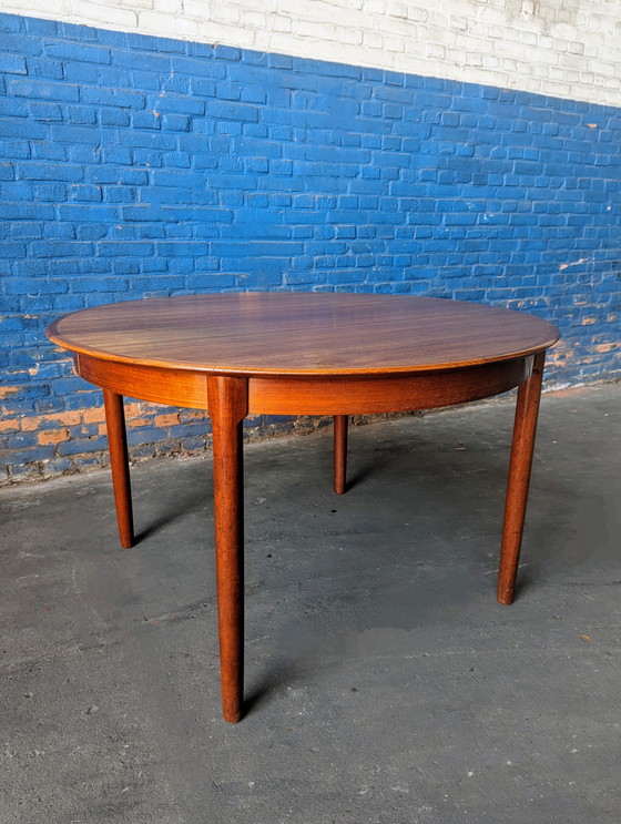 Image 1 of Midcentury Deense eettafel 120 cm