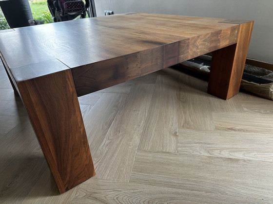 Image 1 of Salontafel Massief Notenhout Goossens Serie Timber