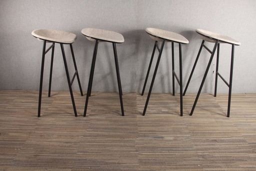 4X Design De Vorm Lj3 Barstoelen 