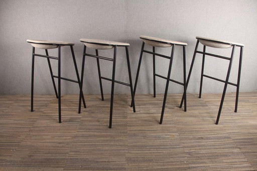 4X Design De Vorm Lj3 Barstoelen 