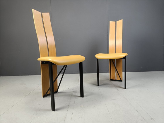 Image 1 of Set van 10 postmoderne Italiaanse eetkamerstoelen, 1980S