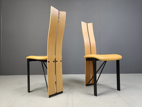 Image 1 of Set van 10 postmoderne Italiaanse eetkamerstoelen, 1980S