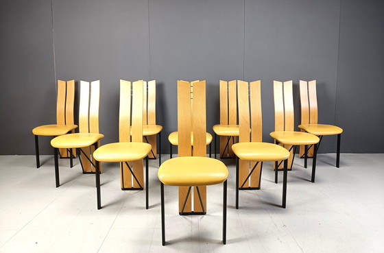 Image 1 of Set van 10 postmoderne Italiaanse eetkamerstoelen, 1980S