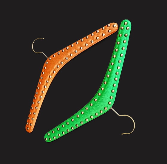 Image 1 of Tien Vijftiger Jaren Kleerhangers Met Noppen 