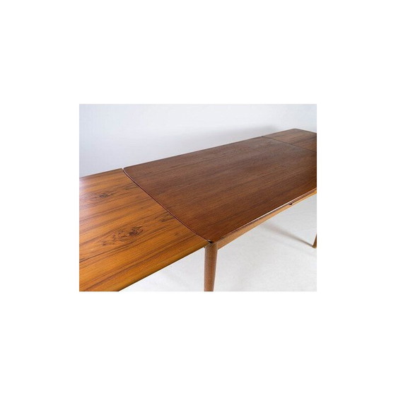 Image 1 of Vintage teakhouten tafel met verlengstukken en eiken poten Denemarken 1960