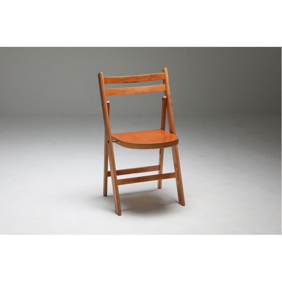 Image 1 of Mid Century Houten Stapelbare Vouwstoelen 1950