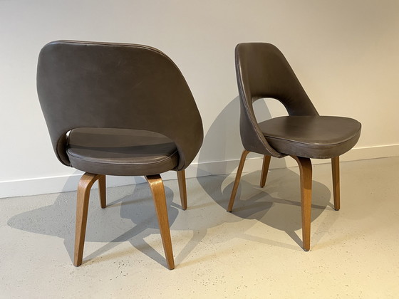 Image 1 of Pair Eero Saarinen For Knoll Dining Chairs Leather And Oak