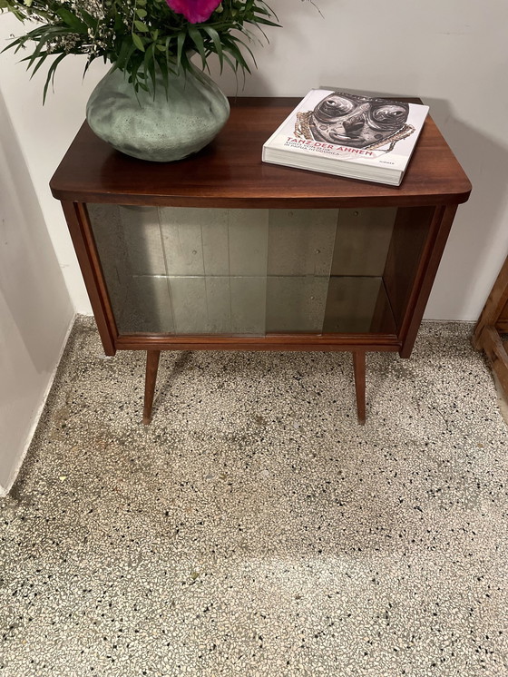 Image 1 of Likeur- en tv-meubel met spiegelvoet en achtergrondverlichting / Vintage