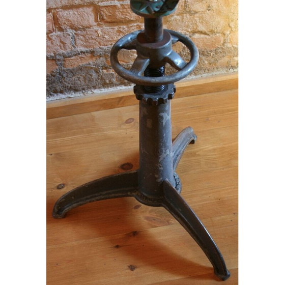 Image 1 of Vintage theater- en bioscoopprojector model 150