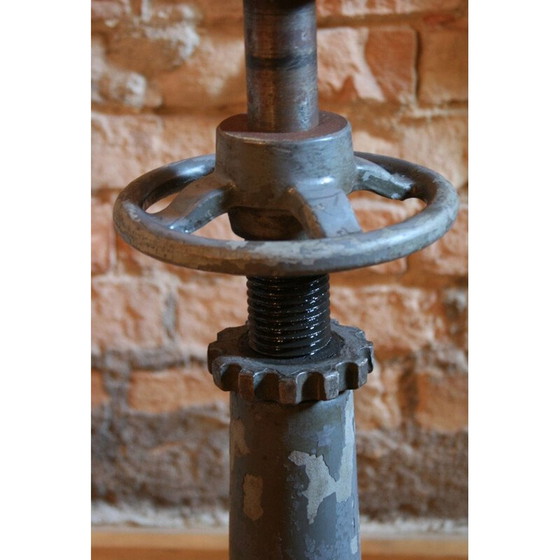 Image 1 of Vintage theater- en bioscoopprojector model 150