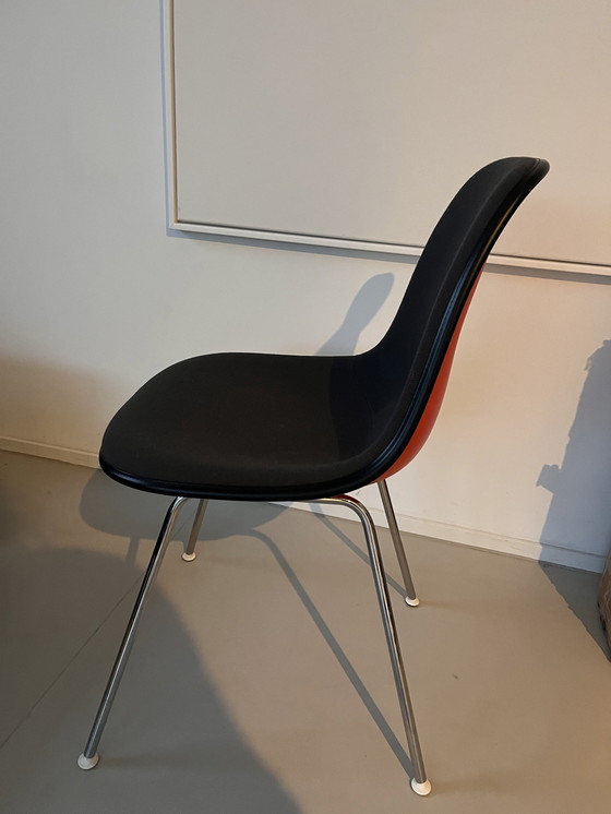 Image 1 of Vitra Eames DSX klaproos rood Hopsak antraciet nieuw