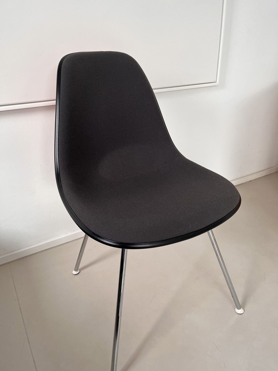 Image 1 of Vitra Eames DSX klaproos rood Hopsak antraciet nieuw