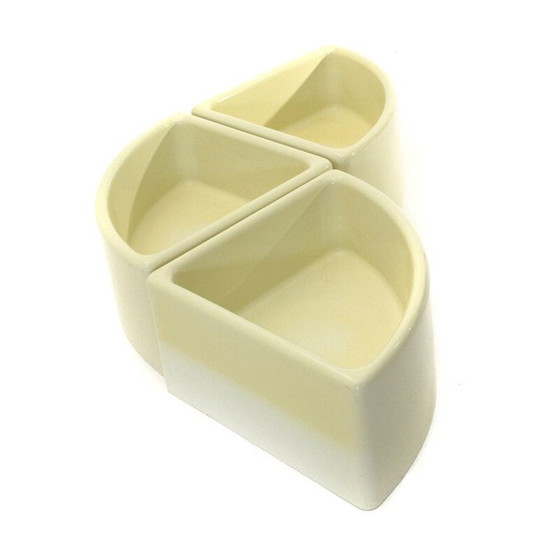 Image 1 of Set van 3 vintage witte plastic bloempotten van Elco, 1970