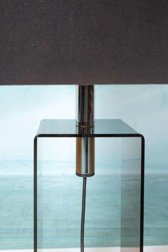 Image 1 of Space age 70s tafellamp, minimalist smoke lucite table lamp