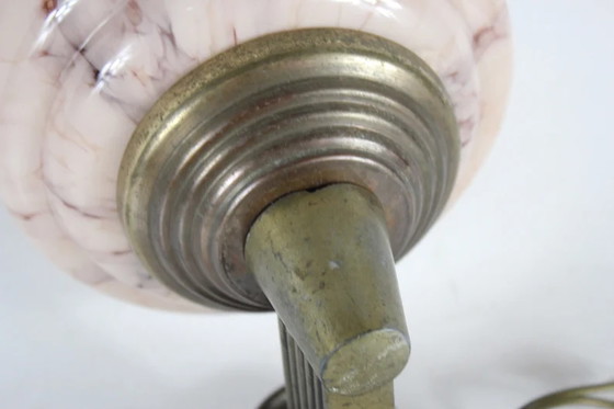 Image 1 of Art Deco - wandlamp met marmerachtig roze glas - Messing voet