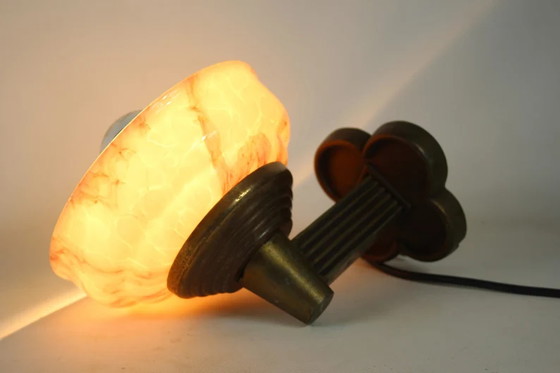 Image 1 of Art Deco - wandlamp met marmerachtig roze glas - Messing voet