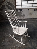 Lena Larsson Schommelstoel, Gemaakt Door Nesto, Zweeds Design.