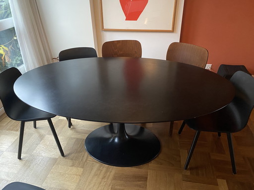 Space Age Tulp tafel ovaal zwart