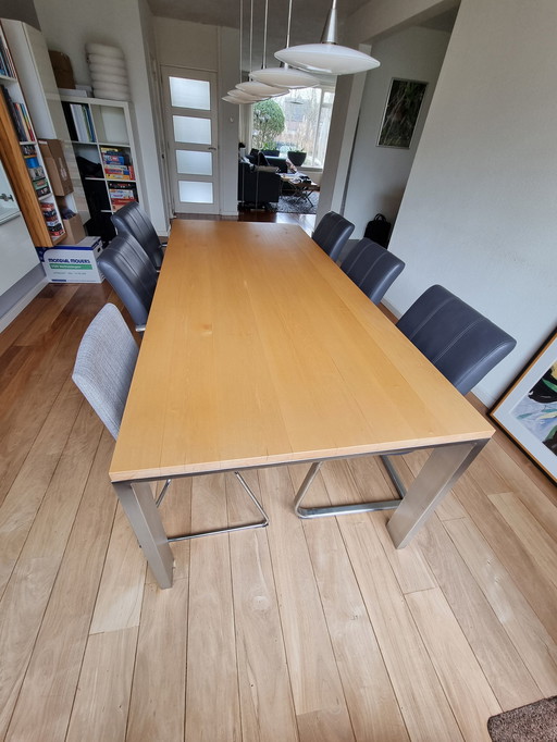 Eettafel Massief Esdoorn, Gelakt Met Rvs Frame