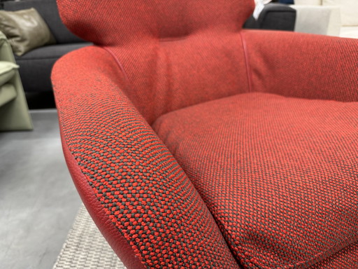 Leolux Lloyd Plus fauteuil Rood stof leer 