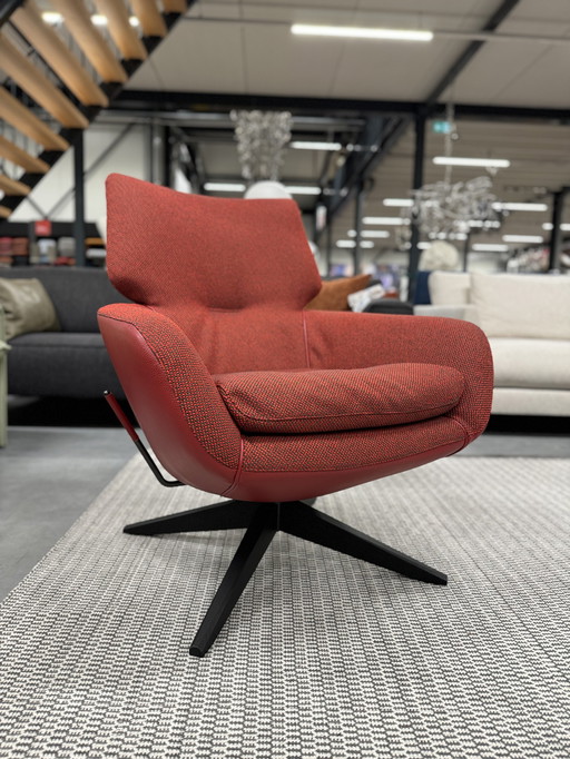 Leolux Lloyd Plus fauteuil Rood stof leer 