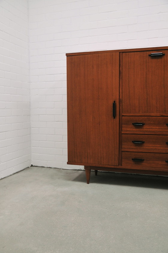 Image 1 of vintage servieskast high board dressoir