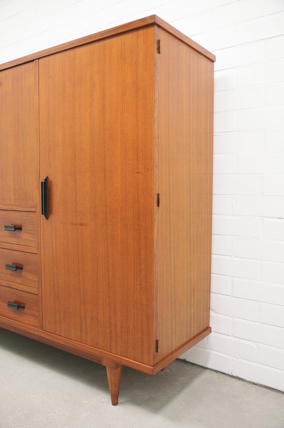 Image 1 of vintage servieskast high board dressoir