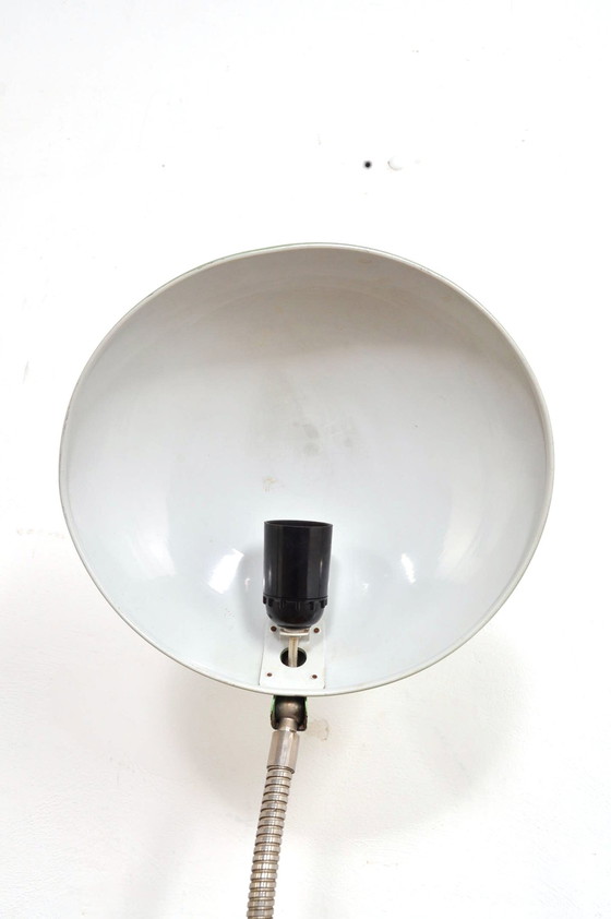 Image 1 of Vintage bureaulamp in Bauhaus stijl