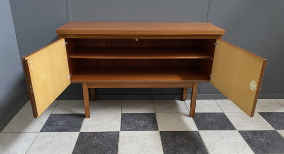 Image 1 of Teak 2-deurs dressoir 1970