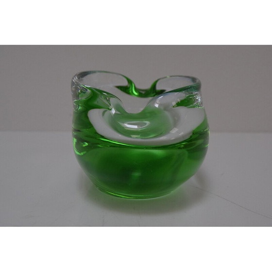 Image 1 of Vintage metallurgisch glazen asbak van Glasswork Novy Bor, Tsjecho-Slowakije 1960