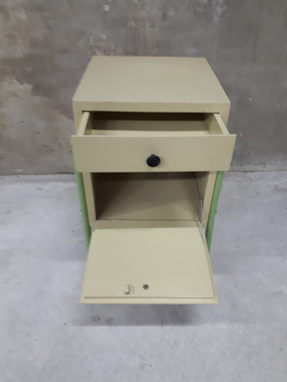 Image 1 of Vintage nachtkastje