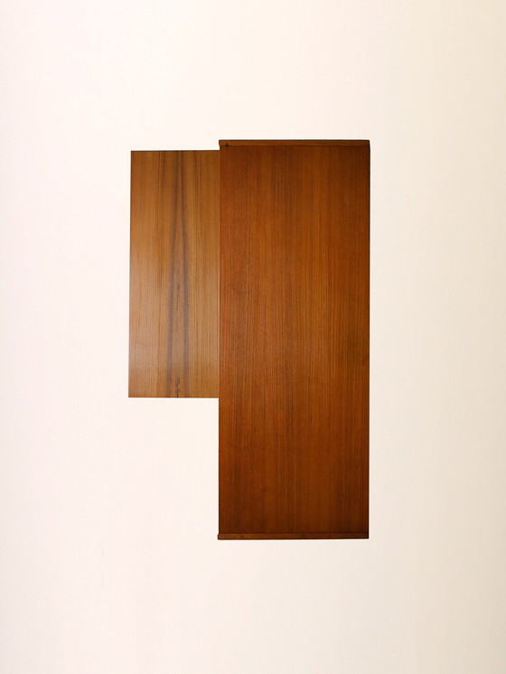 Image 1 of Scandinavisch dressoir met uitschuifblad