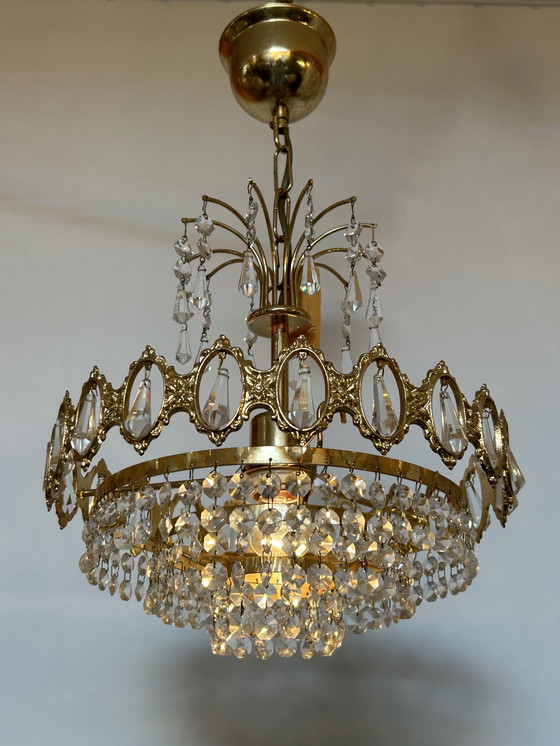Image 1 of Vintage hanglamp kroonluchter kristal messing frame 