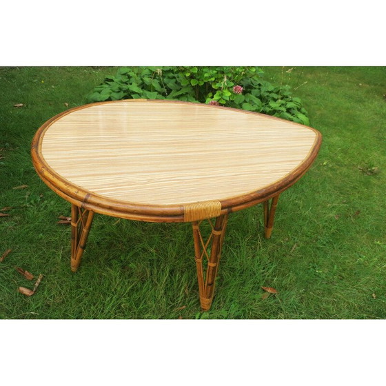 Image 1 of Mid century bladvormige bamboe tuintafel, 1960