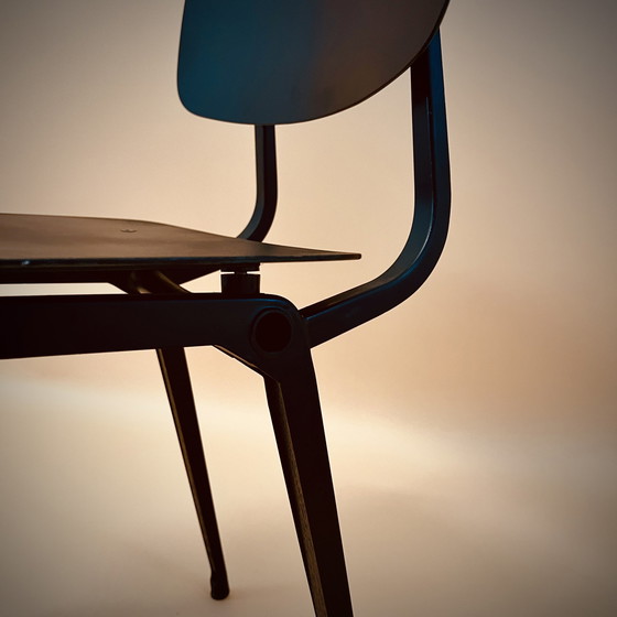 Image 1 of 1 X Friso Kramer Voor Ahrend Revolt Stoel Mat Zwart