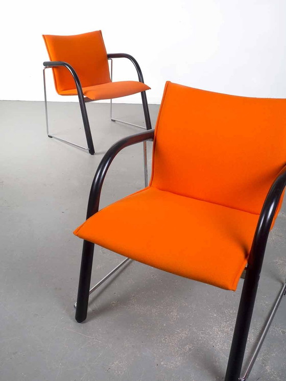 Image 1 of Nieuw Gestoffeerde Thonet Stoelen – Wulf Schneider & Ulrich Böhme