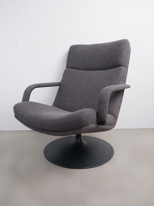 Artifort F156 Draaifauteuil