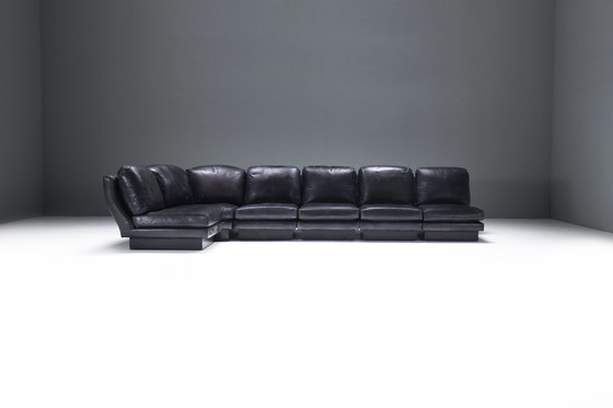 Image 1 of Zeldzame 'Super C' modulaire sofa in origineel zwart leer van Willy Rizzo. Getekend!