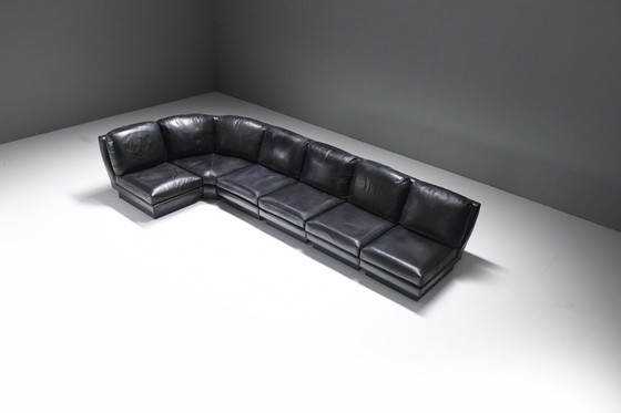 Image 1 of Zeldzame 'Super C' modulaire sofa in origineel zwart leer van Willy Rizzo. Getekend!