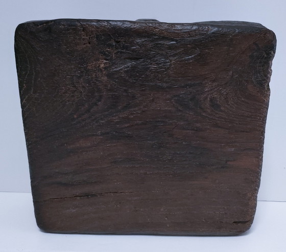 Image 1 of Antieke sculpturale houten zak