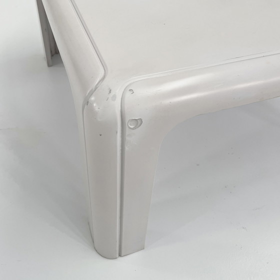 Image 1 of Witte salontafel Model 4894 van Gae Aulenti voor Kartell, 1970S