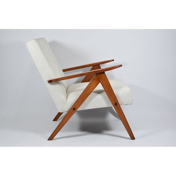 Image 1 of Vintage fauteuil VAR, jaren 1960, volledig gerenoveerd, gestoffeerd, beige kleur Scandinavisch 1960