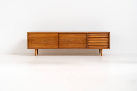 Image 1 of Teakhouten laag dressoir uit de Platon-serie van Lothar Wegner (Duitsland, jaren 1960).