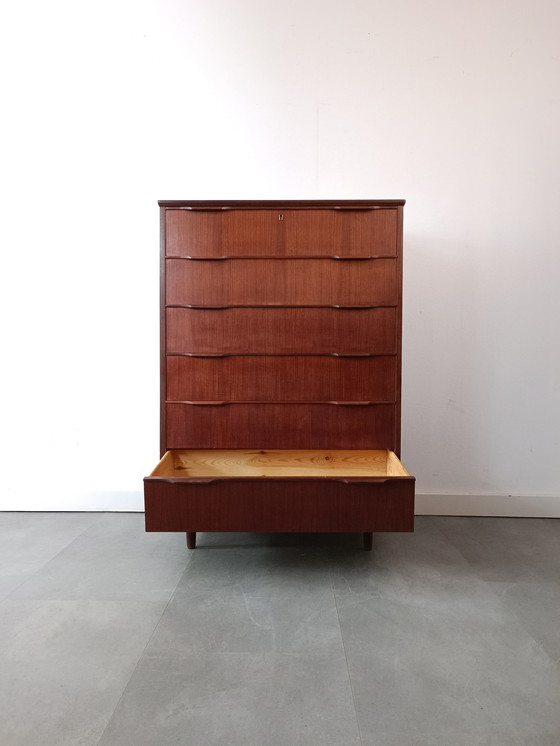Image 1 of Vintage Deense Ladekast In Teak, Hoog En Breed!